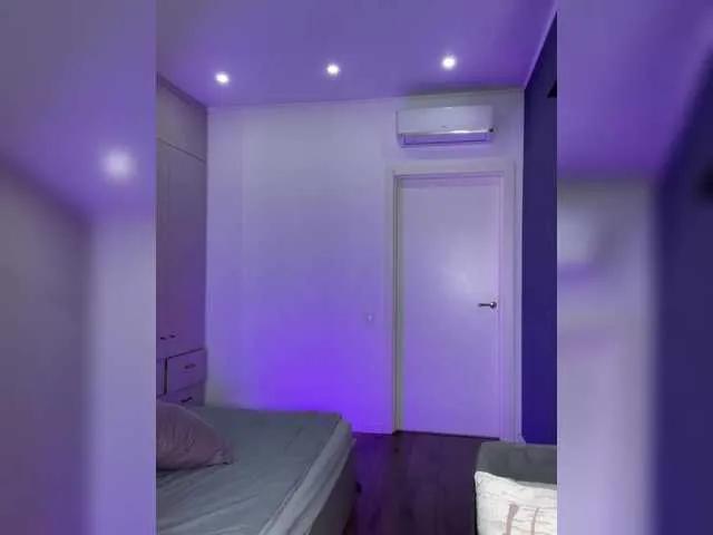 -wowFox- on BongaCams