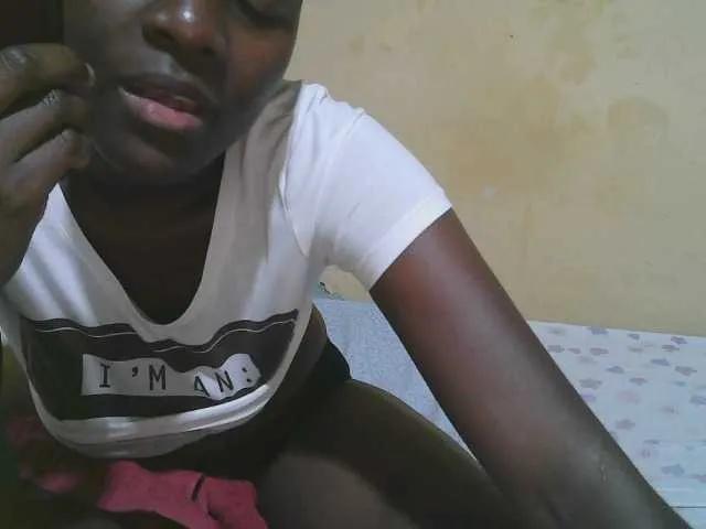 african-pussy1 on BongaCams