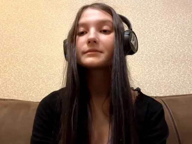 AideLandaker on BongaCams