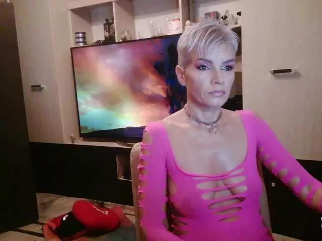 Alice69Sochi on BongaCams