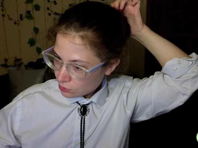 Aliciafolow009 on BongaCams