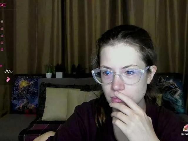 Aliciafolow009 on BongaCams