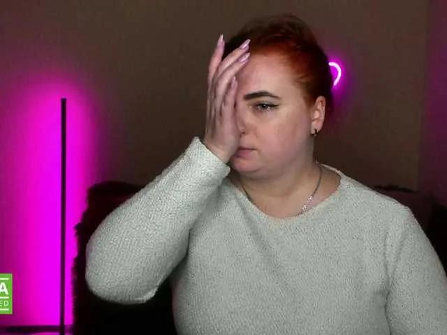 Aliciaredluv on BongaCams