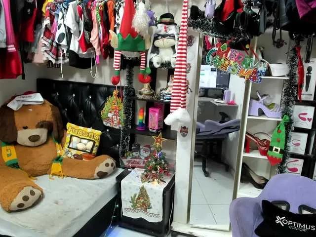 alison-miller — que me lamban el coo