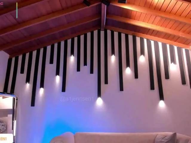 AllyJensen on BongaCams