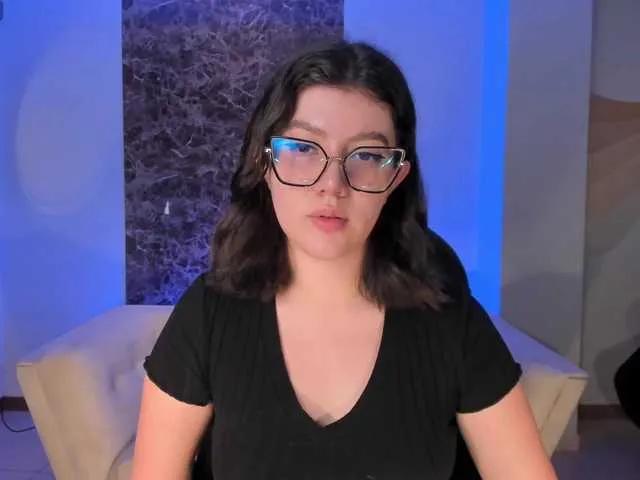 BongaCams AmberFarrell is Freechat AmberFarrell — I love it when they support me, that means they like my show and get horny with my body, talk dirty to me and at the same time with affection, both things make me very horny