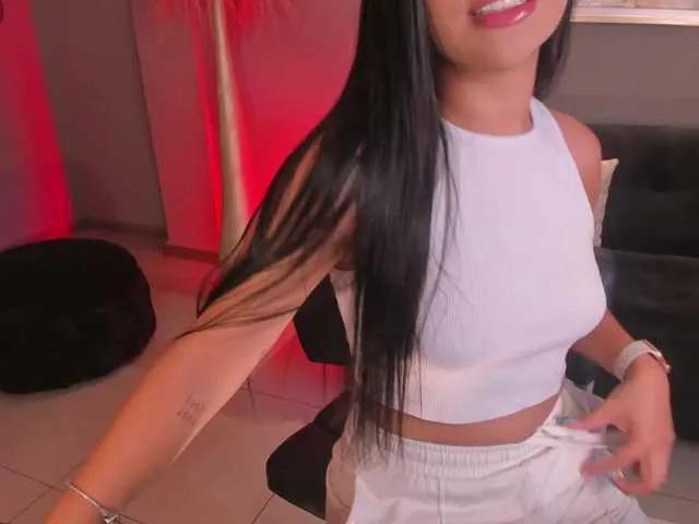 AyshelBrown — Hi everyone, I'm Selene, I hope we can have fun, tell me what you like about my show.