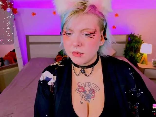 bluelunaray on BongaCams