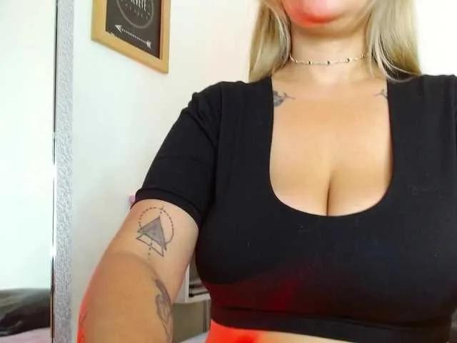 carlabeer on BongaCams