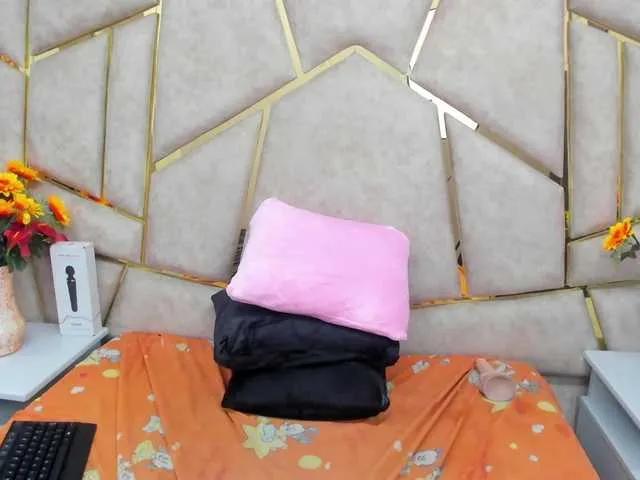 Cloe-candy on BongaCams