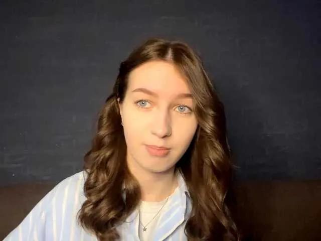 DeberaWarsham on BongaCams