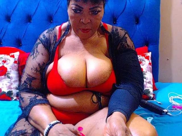 BongaCams Ebonycandy10 is Freechat Ebonycandy10 — a respectfu man that love loves himself and be romantic