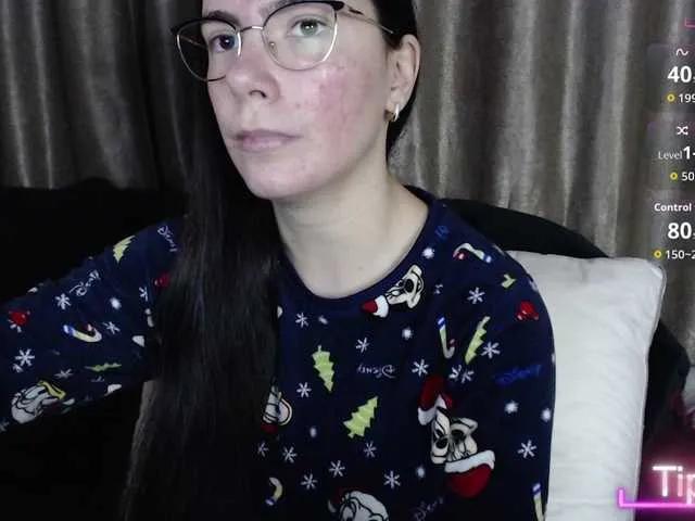 Elinor21 — dirty talk, teasing, role playing, vibrations and tokens of appreciation! 