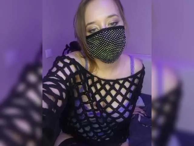 eridaamorous-1 on BongaCams