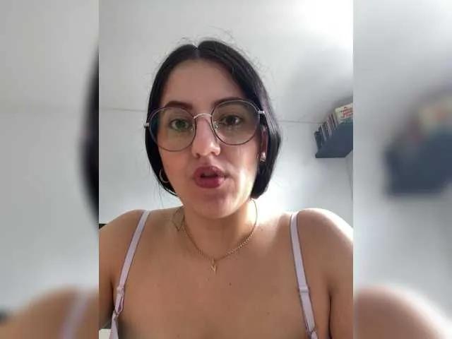 EvanShell1 on BongaCams
