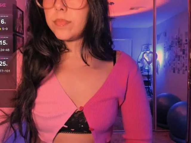 EveeLuna on BongaCams 