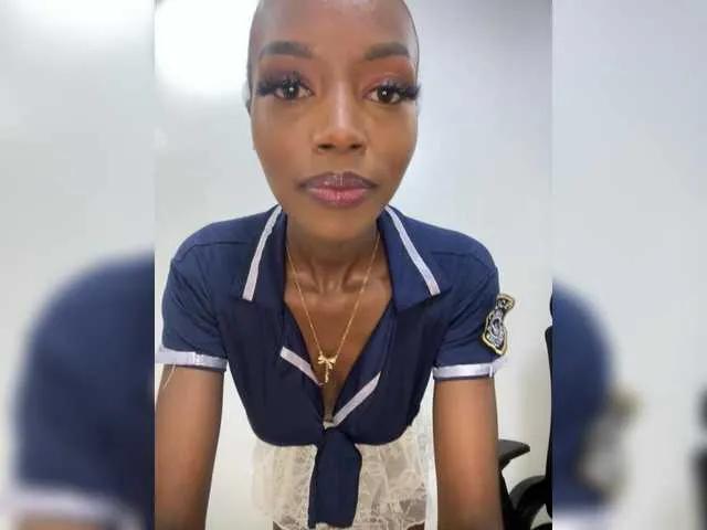 Exoticsoms on BongaCams