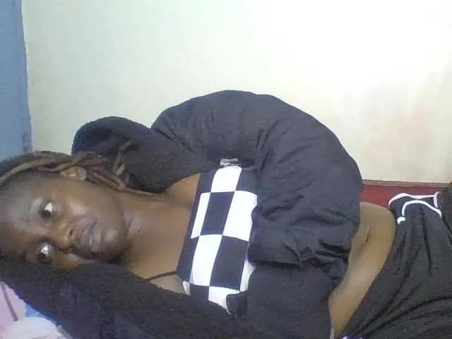 freakcurvy8 on BongaCams