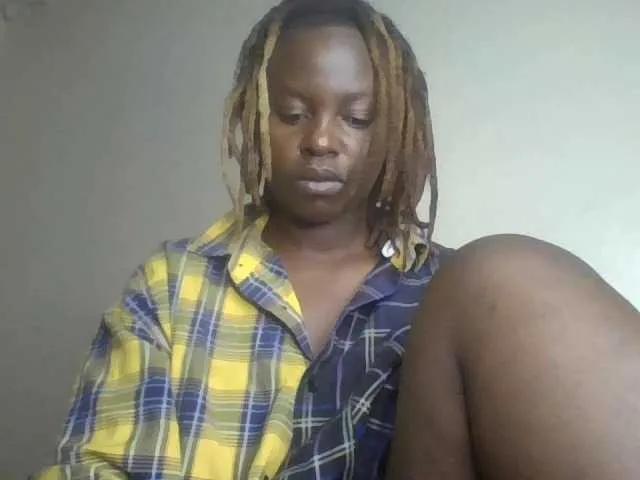 freakcurvy8 on BongaCams