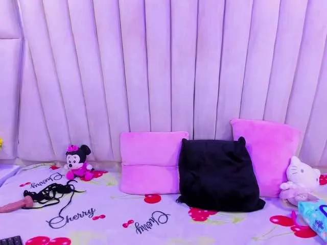 GabyThompson — Me enciende el contacto visual, mientras me dices cosas exitantes y me motivas para seguir disfrutando 