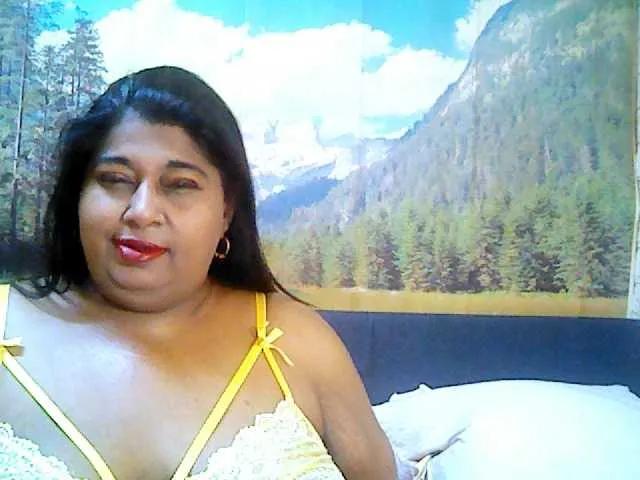 indianhoney on BongaCams 