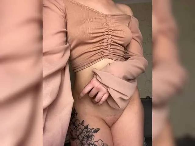 BongaCams Keklol is Freechat Keklol — Only good deeds from men and positive emotions excite me