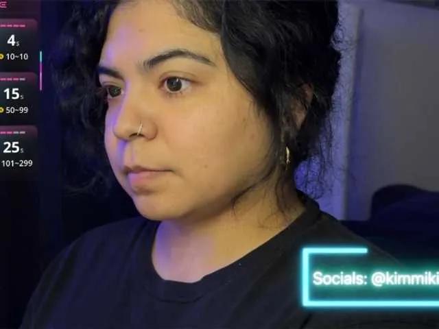 Kimmiakiss22 on BongaCams 