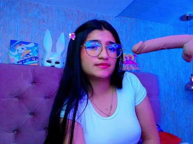 laurenelove — It warms me a lot to dominate me, I like to satisfy others, to make me come to shake