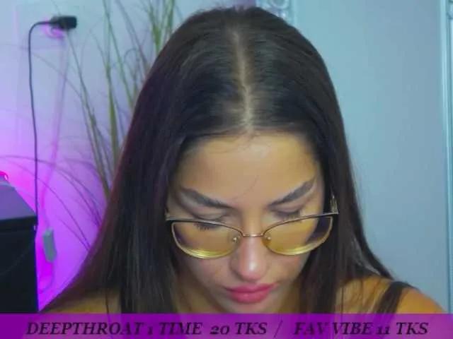 LexyXJames on BongaCams