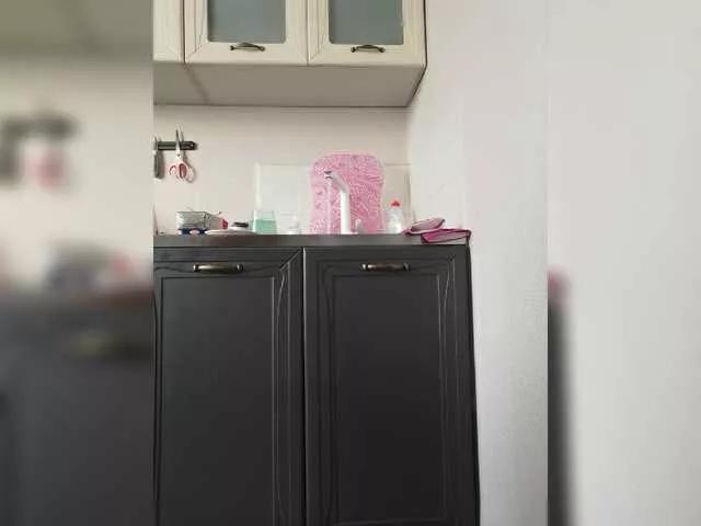 Linda-3 on BongaCams