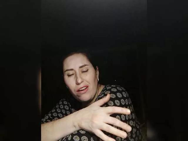 loriktwinss on BongaCams