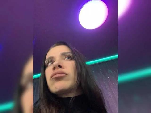 BongaCams MaidenCrystal is Freechat MaidenCrystal — Nice people to talk to