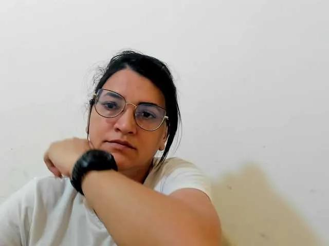 MARILYNG on BongaCams