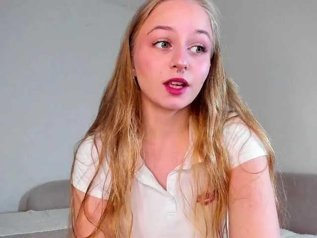 MiaMeowa on BongaCams