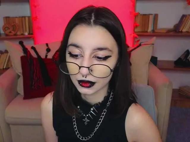 MistressMarcelline on BongaCams