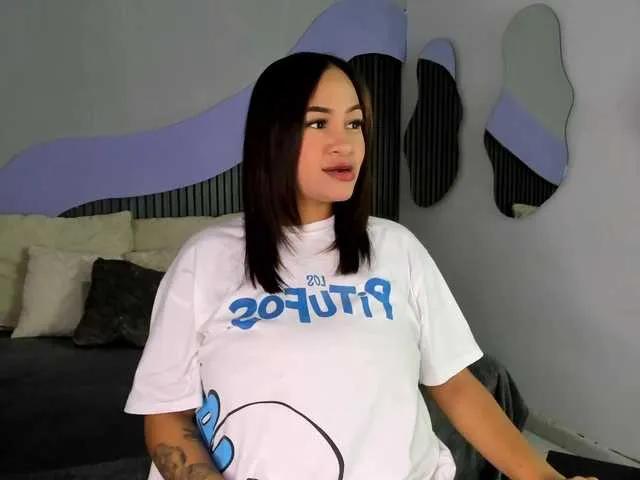 Nicolle-mariee on BongaCams