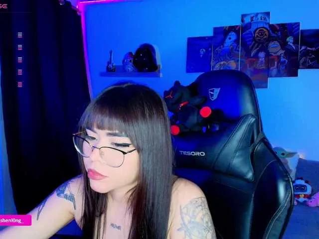 Nicorobin — I am a goddess, tattooed with pleasure and attitude, with curves that arouse fantasies. My body is art, thin but with a booty that does not go unnoticed. In each show, I transform into your obsession: playful, daring, intense..  Make me yours and...