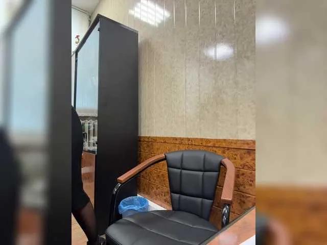 NikkySecrets on BongaCams