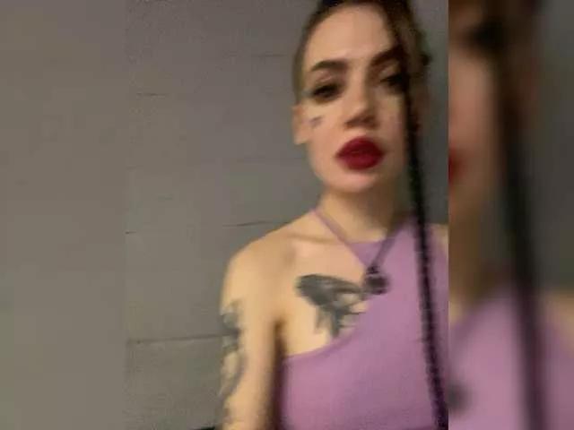 realalicebim on BongaCams