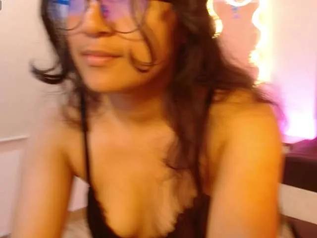 rosee-tay1 on BongaCams