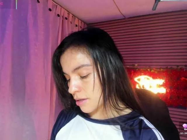 rosse2504 on BongaCams