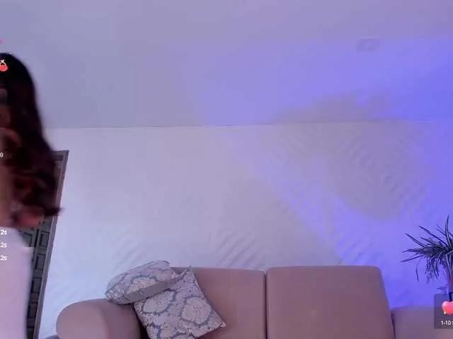 RoxanneHill on BongaCams