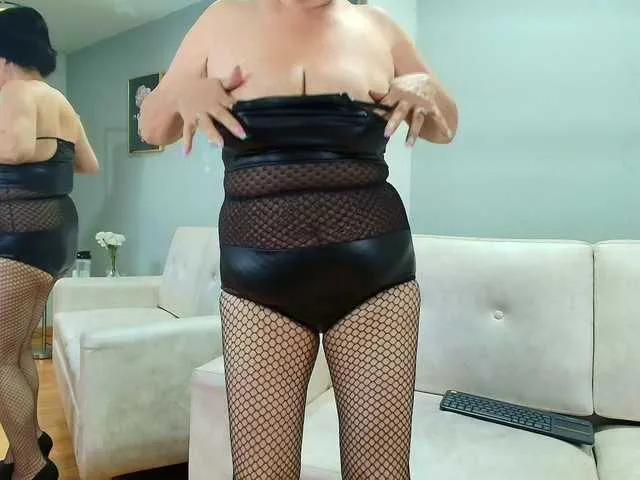 Savannahh on BongaCams