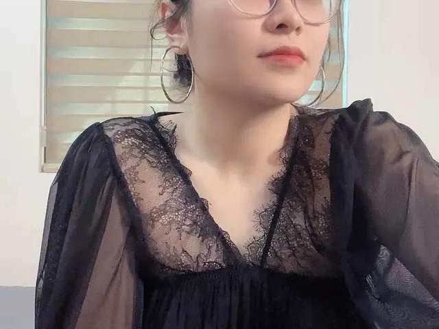 Selena295 — Freechat on BongaCams