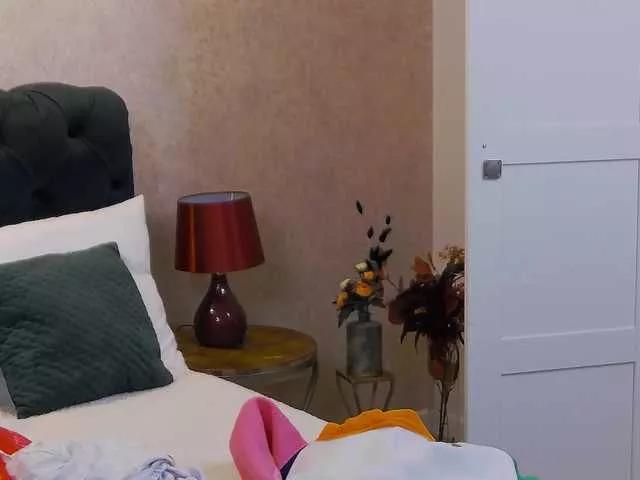 SharonStarr on BongaCams