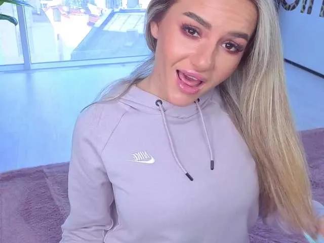 SpoilM3Mor3 on BongaCams