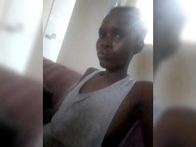 Starpettite on BongaCams