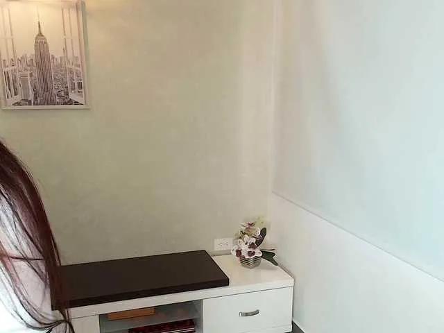 Victoria-Collins on BongaCams