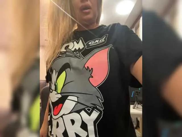 VictoriaDiamo on BongaCams