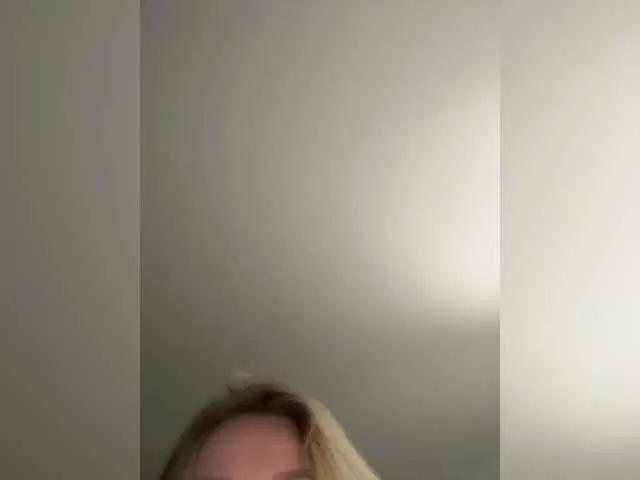 x-NaStyA-x on BongaCams